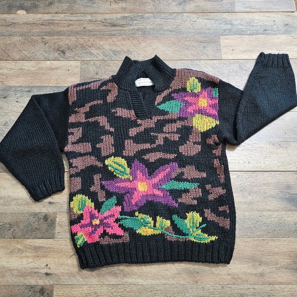 Palm Springs Yacht Club Knit Sweater Chunky‎ Black Floral Pullover Grannycore